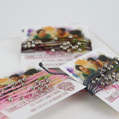 Pure Pearl! Charity Armband mit Perlen für den guten Zweck in drei Farben