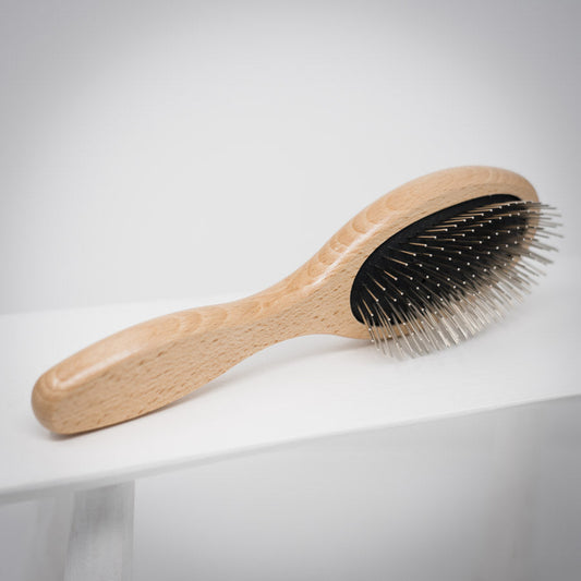 Schweif- und Mähnenbürste "Cupido" von Leistner - Immer fluffig und fein. #Wood LOVE!