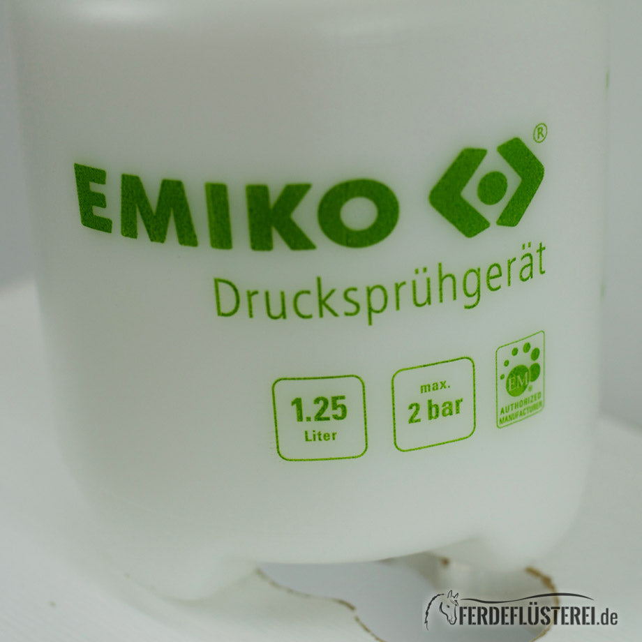 Drucksprühgerät von Emiko! Macht deine Stallreinigung ganz einfach - Pferdefluesterei-Shop